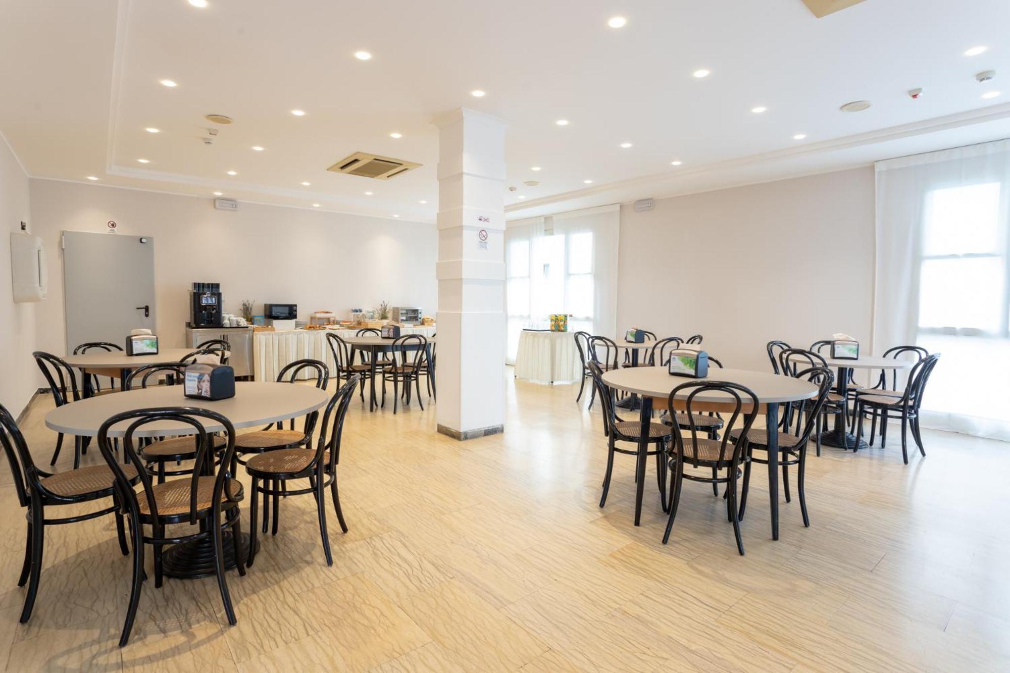 Hotel Katina 里米尼 外观 照片